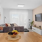 S&v By Interhome Willa *