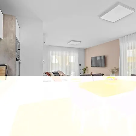 S&v By Interhome * プーラ