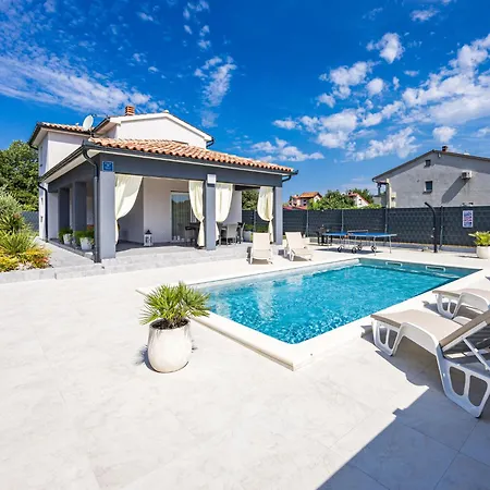 S&v By Interhome *