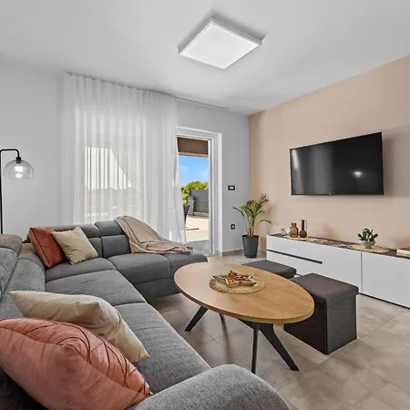 S&v By Interhome Villa *