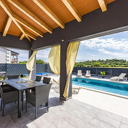 S&v By Interhome Villa *