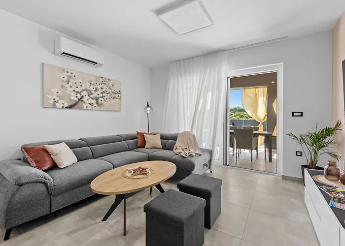 S&v By Interhome Villa *